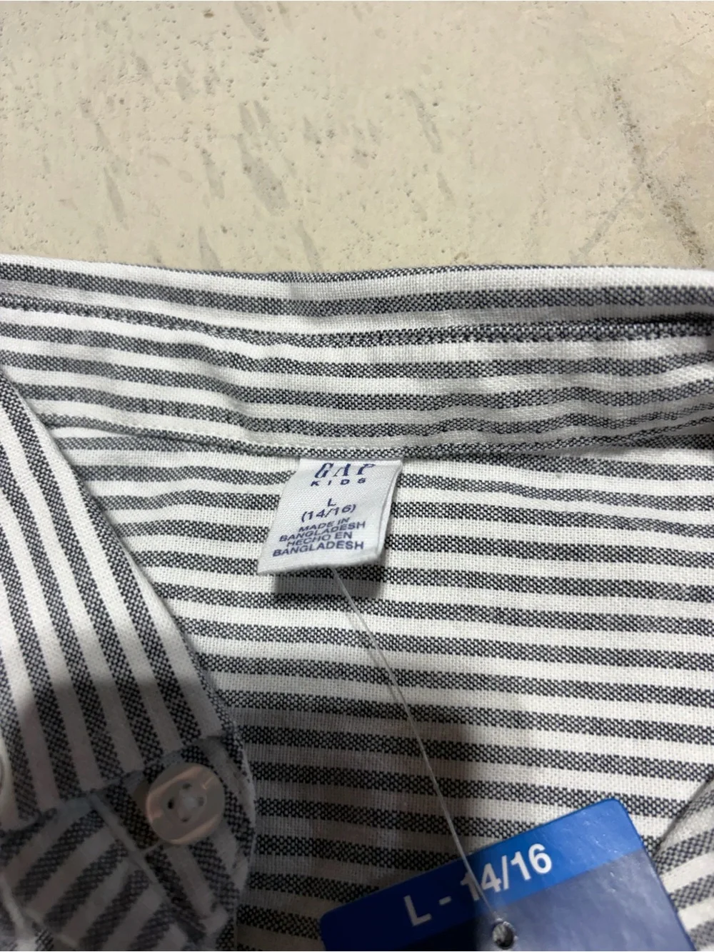 GAP kids NWT Blue and White Striped Button-Down OXFORD Shirt L 14/16